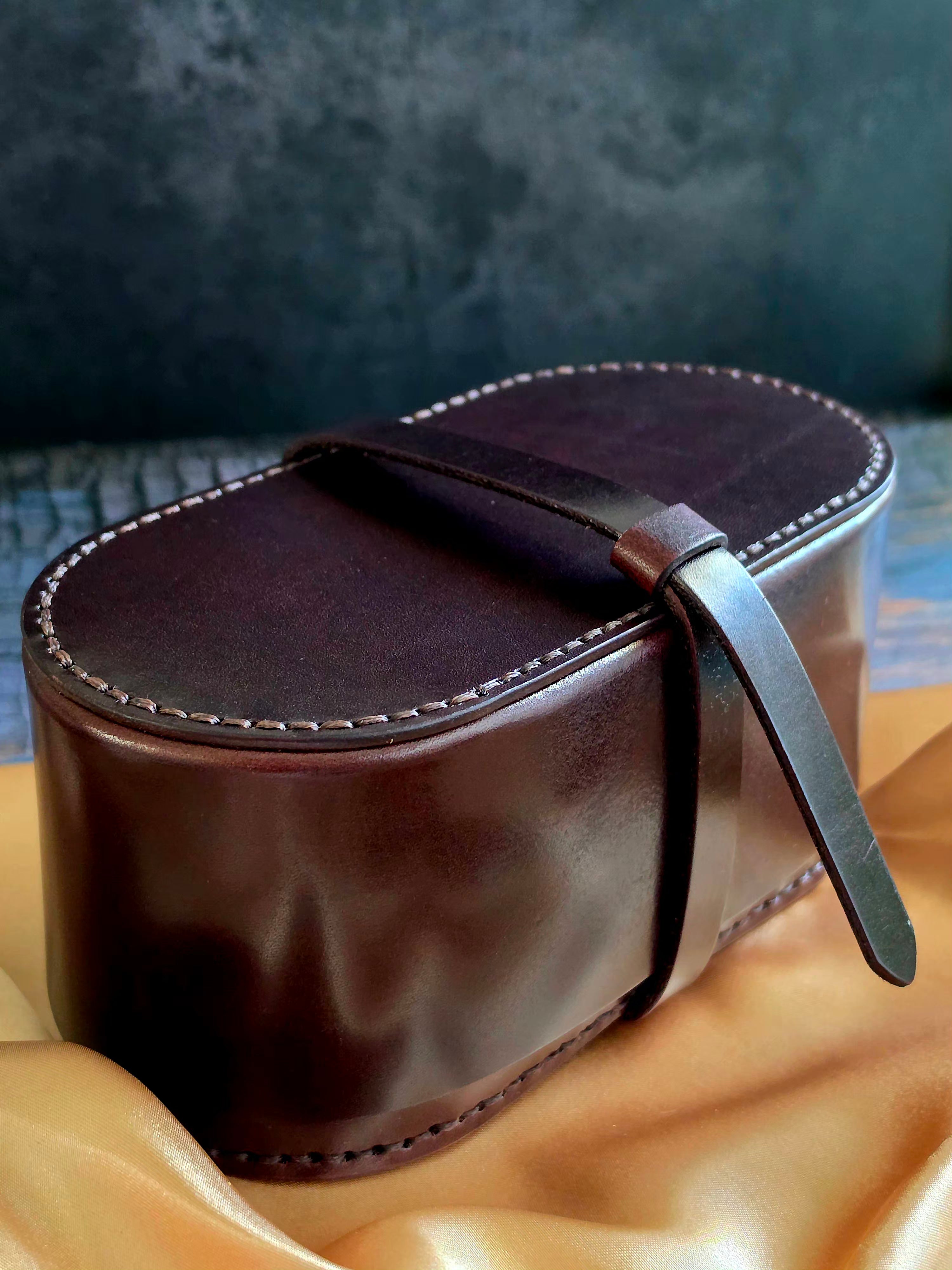 Ephem Cylinder Leather Travel Jewelry Box