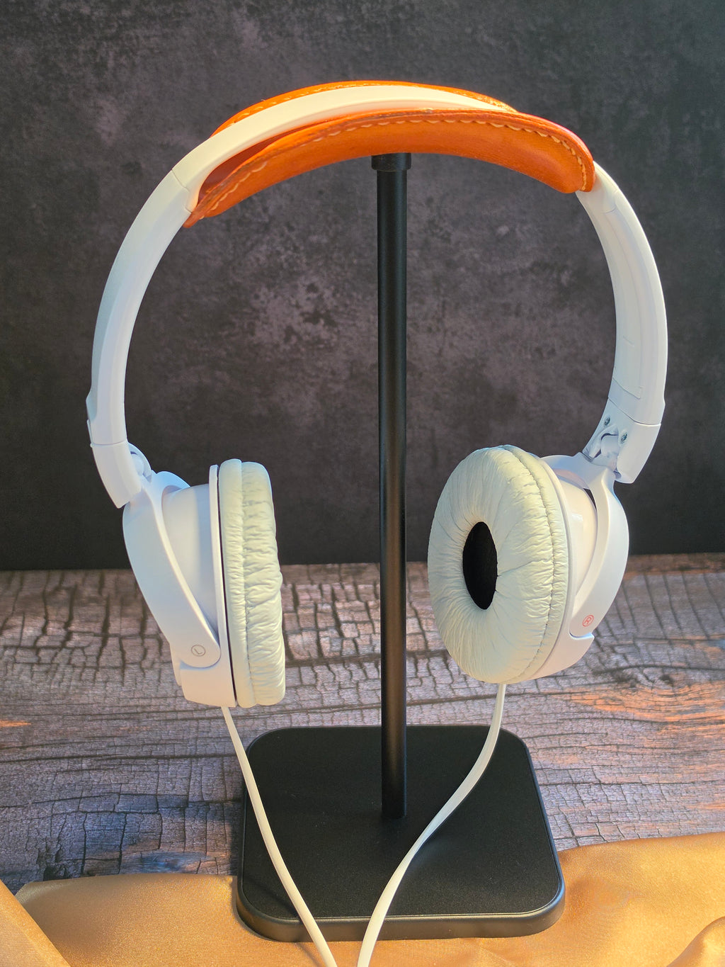 Ephem Premium Leather Headphones Stand Cushion