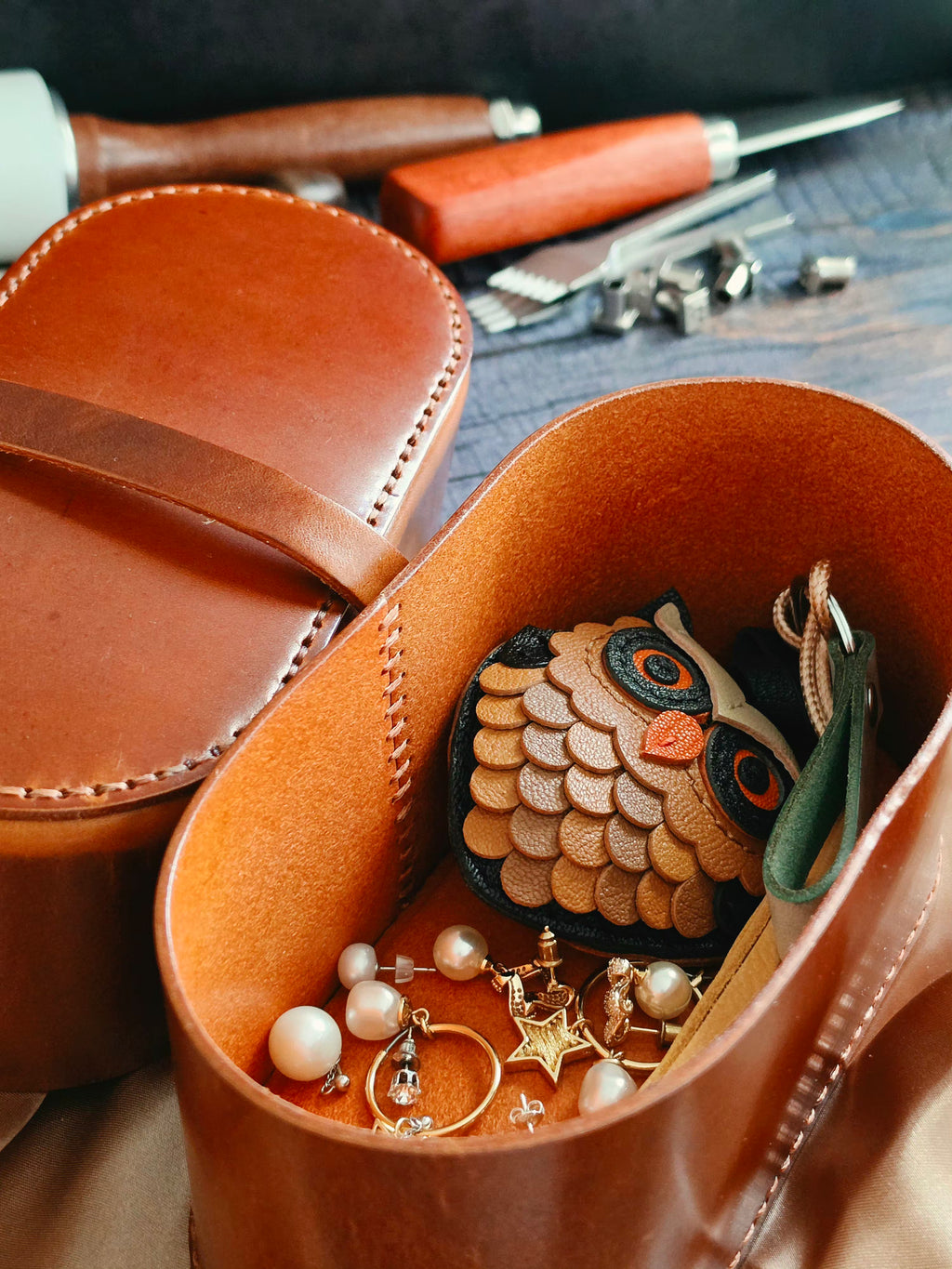 Ephem Cylinder Leather Travel Jewelry Box