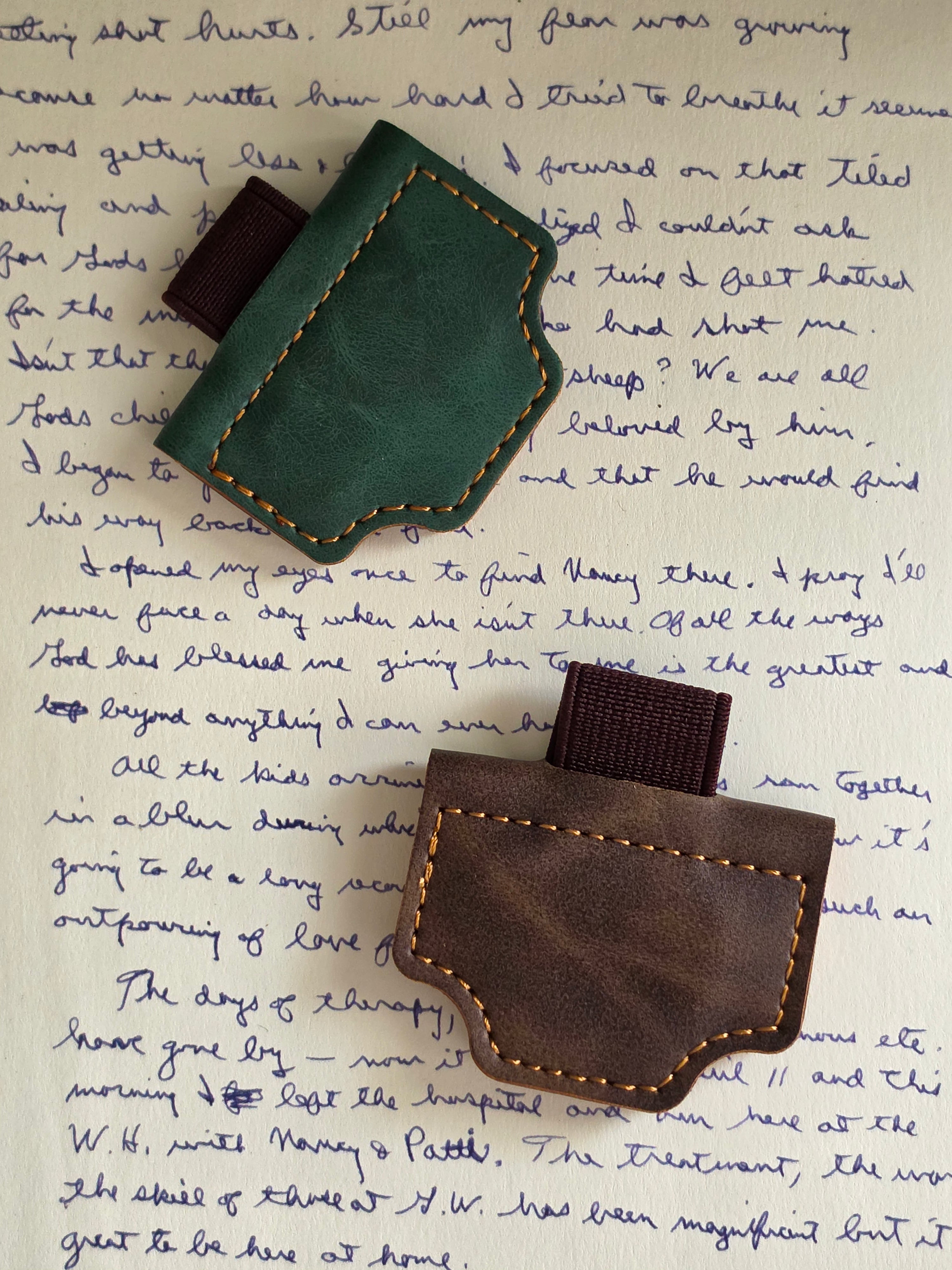 Ephem Monolithic Leather Magnetic Page-Vessel & Pen Loop