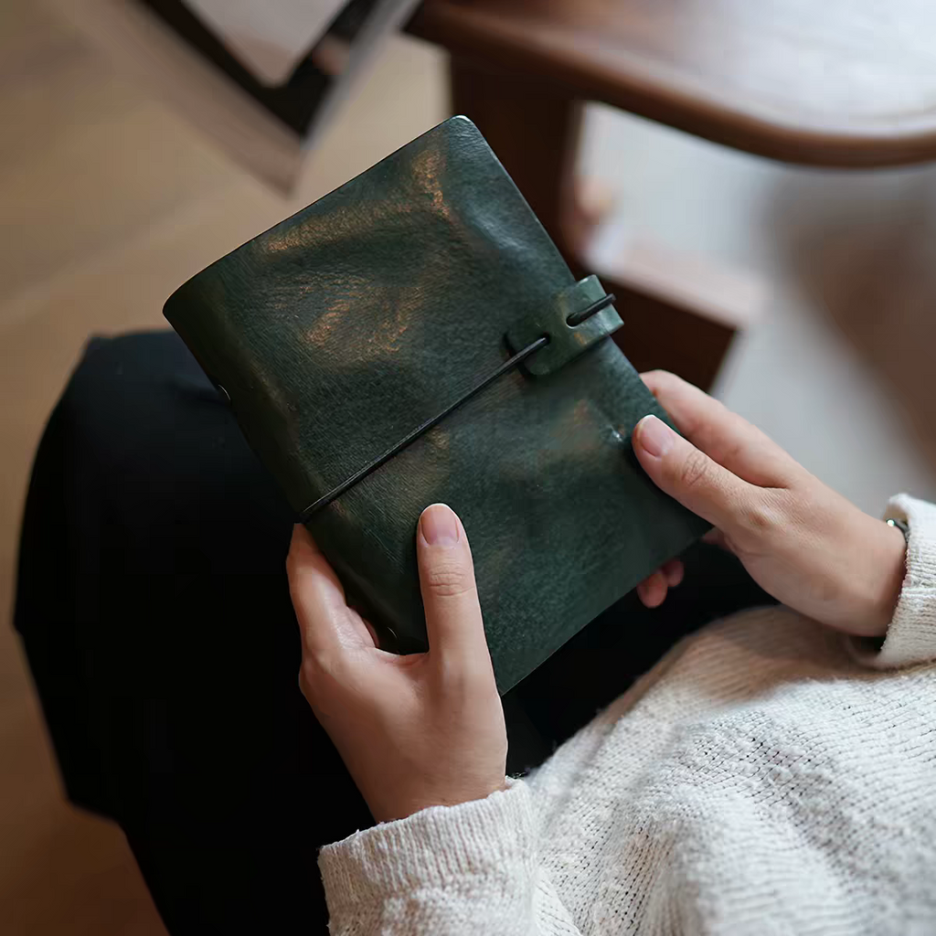 Ephem Refined Crazy-Horse Leather Travel Journal